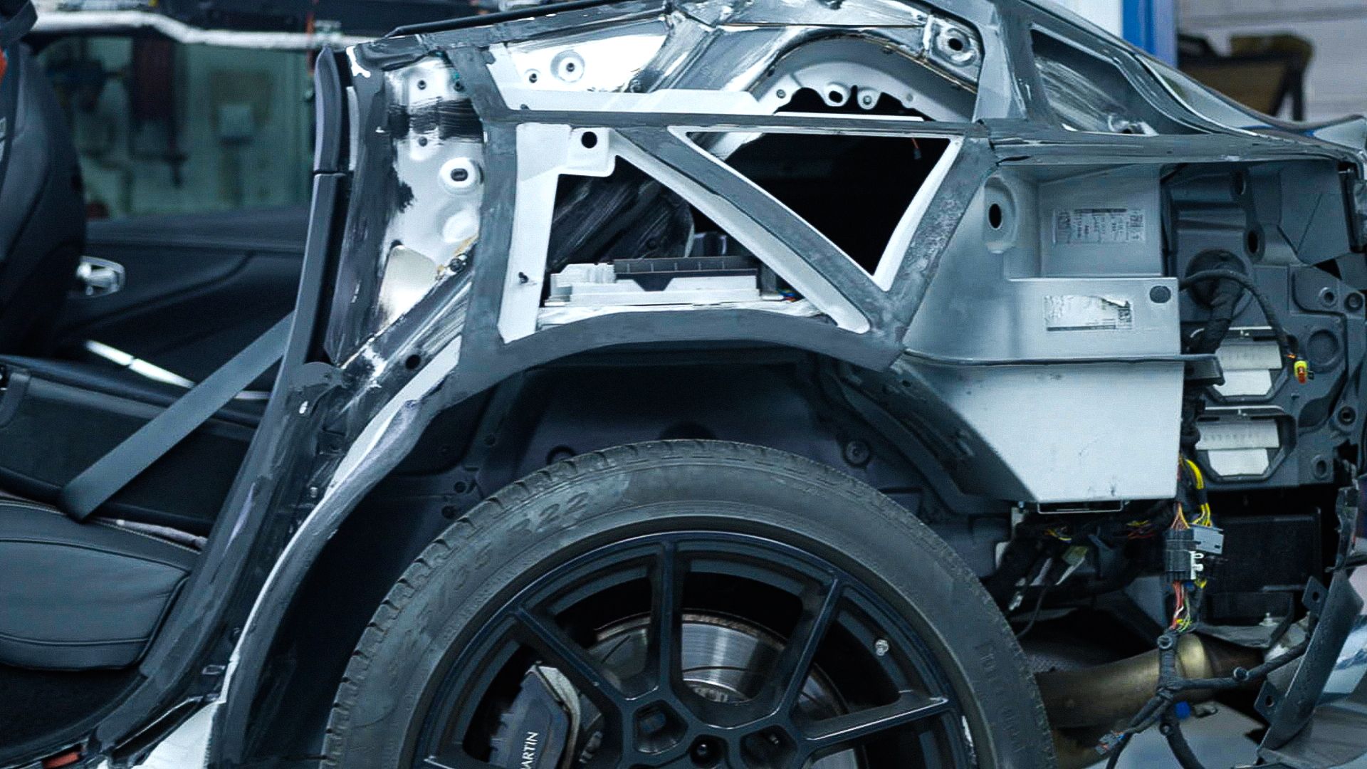 Aluminium-Struktur eines Aston Martin